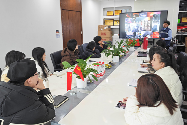 消防安全，重于泰山 | 华网控股集团消防安全培训活动