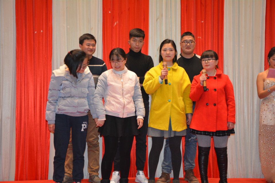 四川表演.jpg